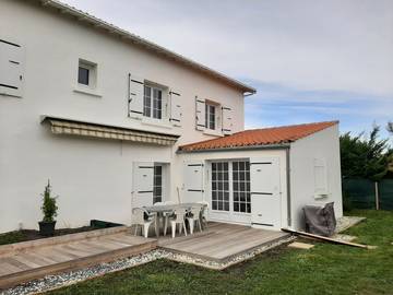 Gîte pour 2 personnes, avec terrasse et jardin à Nieul-sur-Mer