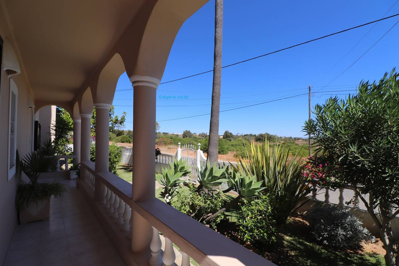 Villa 'Quinta Do Sol' avec vue sur la mer, piscine privée et Wi-Fi in Armação de Pera, District de Faro