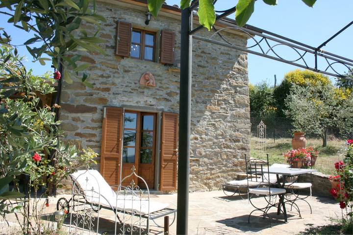 Villa für 2 Personen, mit Pool und Garten in Italien - 3