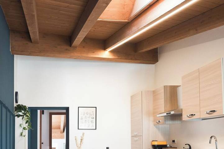Appartamento intero, Penthouse Con Vista • 6 min walk to Bernina Express in Tirano (borgo), Tirano