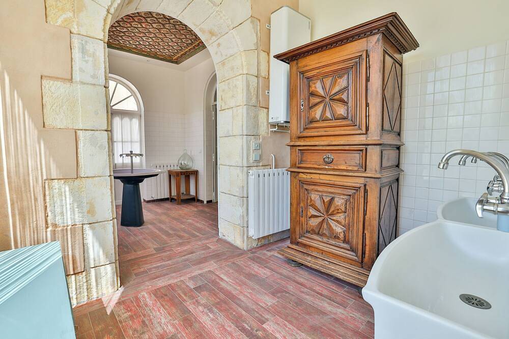 Château 12 chambres avec parc clos – Idéal familles & amis à Oléron in Saint-Georges-d'Oléron, Côte de Beauté