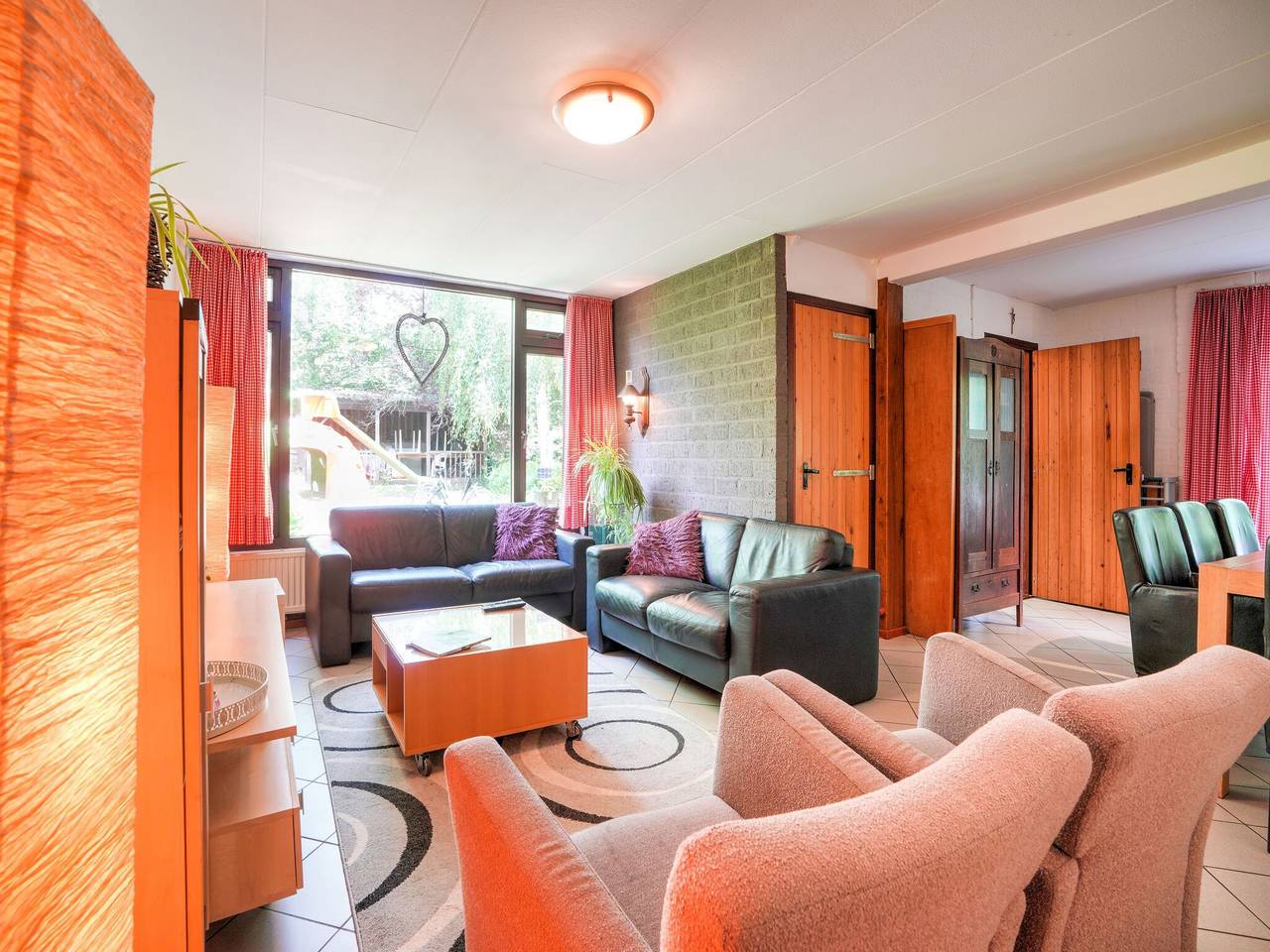 Vakantiehuis in Ulestraten met Bos in Limburg