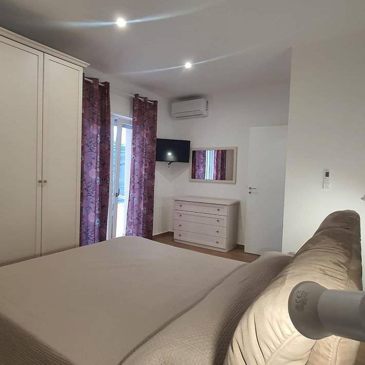 Casa vacanza per 4 persone, con panorama e giardino nonché terrazza, con animali domestici a Paestum