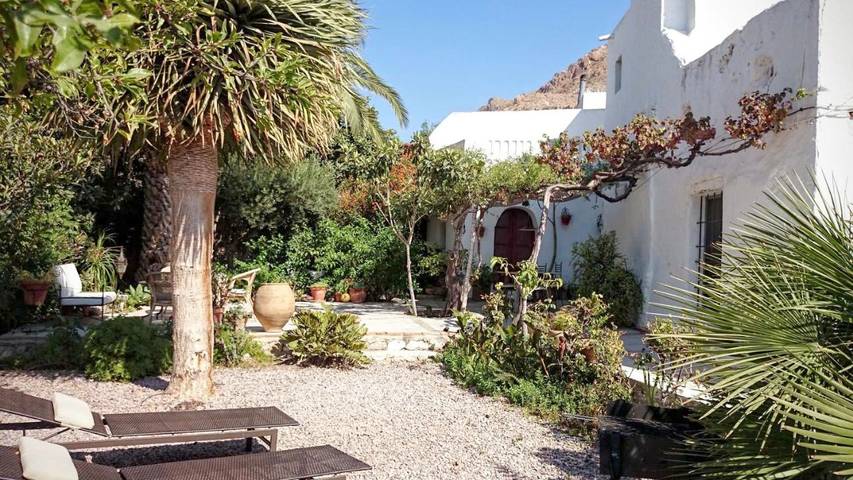 Casa de vacaciones para 6 personas, con piscina además de jardín y vistas - 1