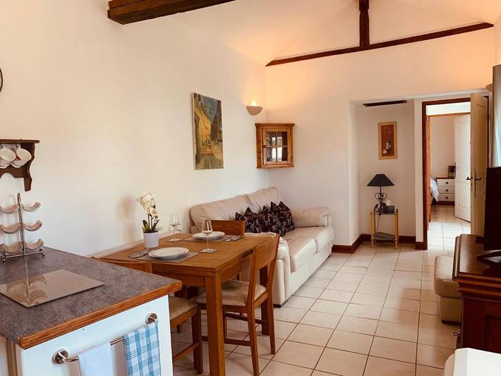 Location de vacances pour 2 personnes, avec vue ainsi que piscine et jardin à Le Dorat - 4