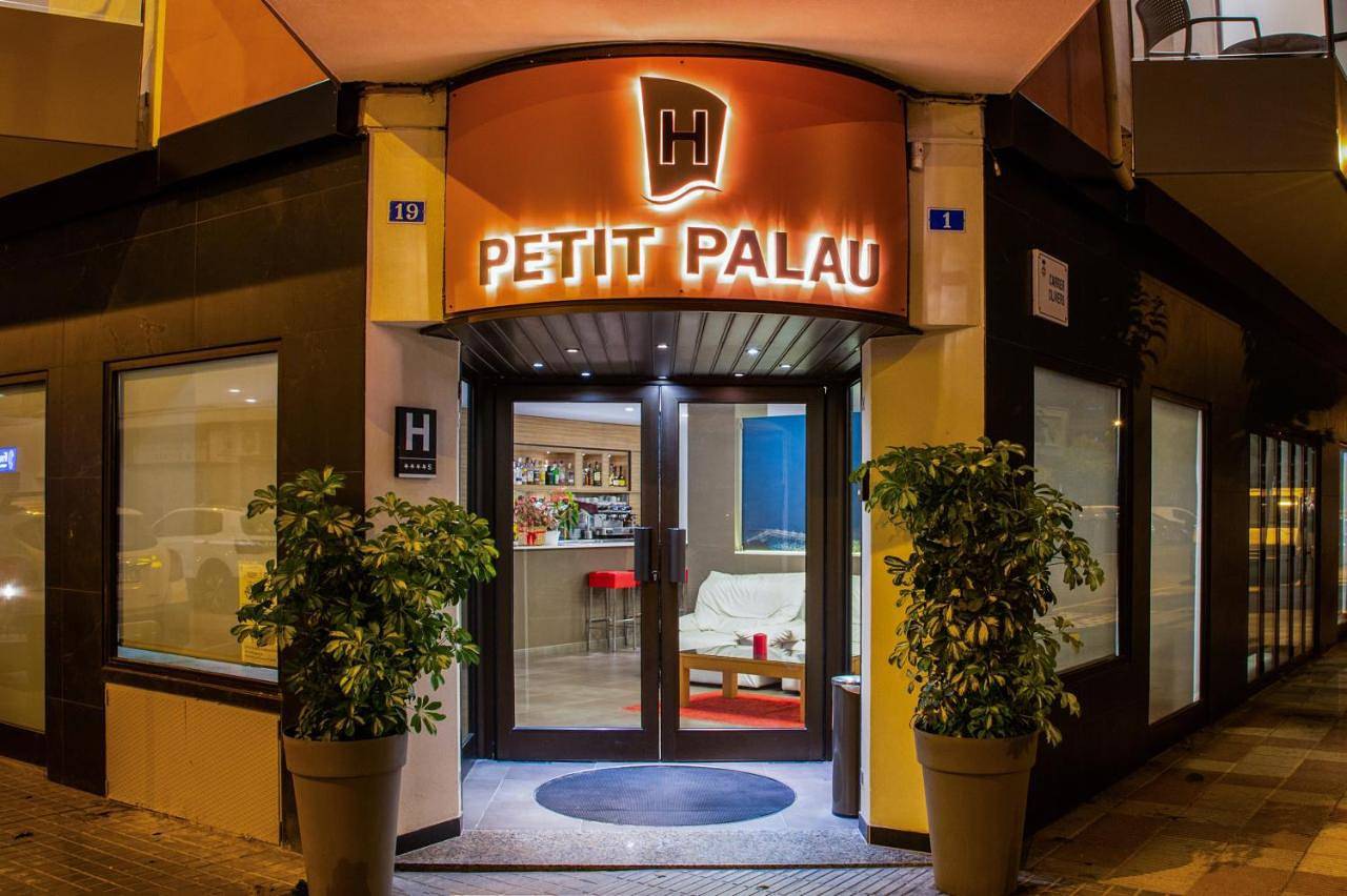 Petit Palau - Adults Only in Els Pins Blanes, Blanes