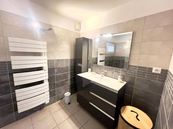 Villa pour 10 personnes, avec terrasse et jardin à Alès - 2