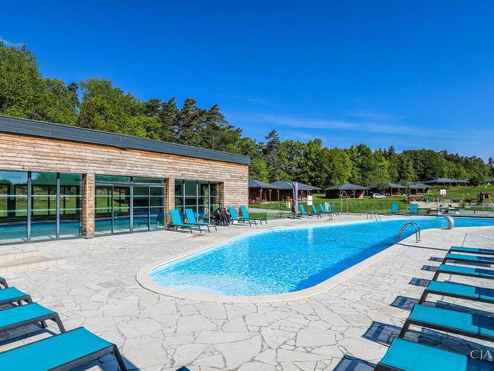 Gîte pour 4 personnes, avec Piscine et Sauna à Meyrignac-l'Église