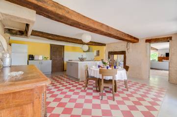 Location De Vacances pour 11 Personnes dans Boyer, Région de Chalon-sur-Saône, Photo 2