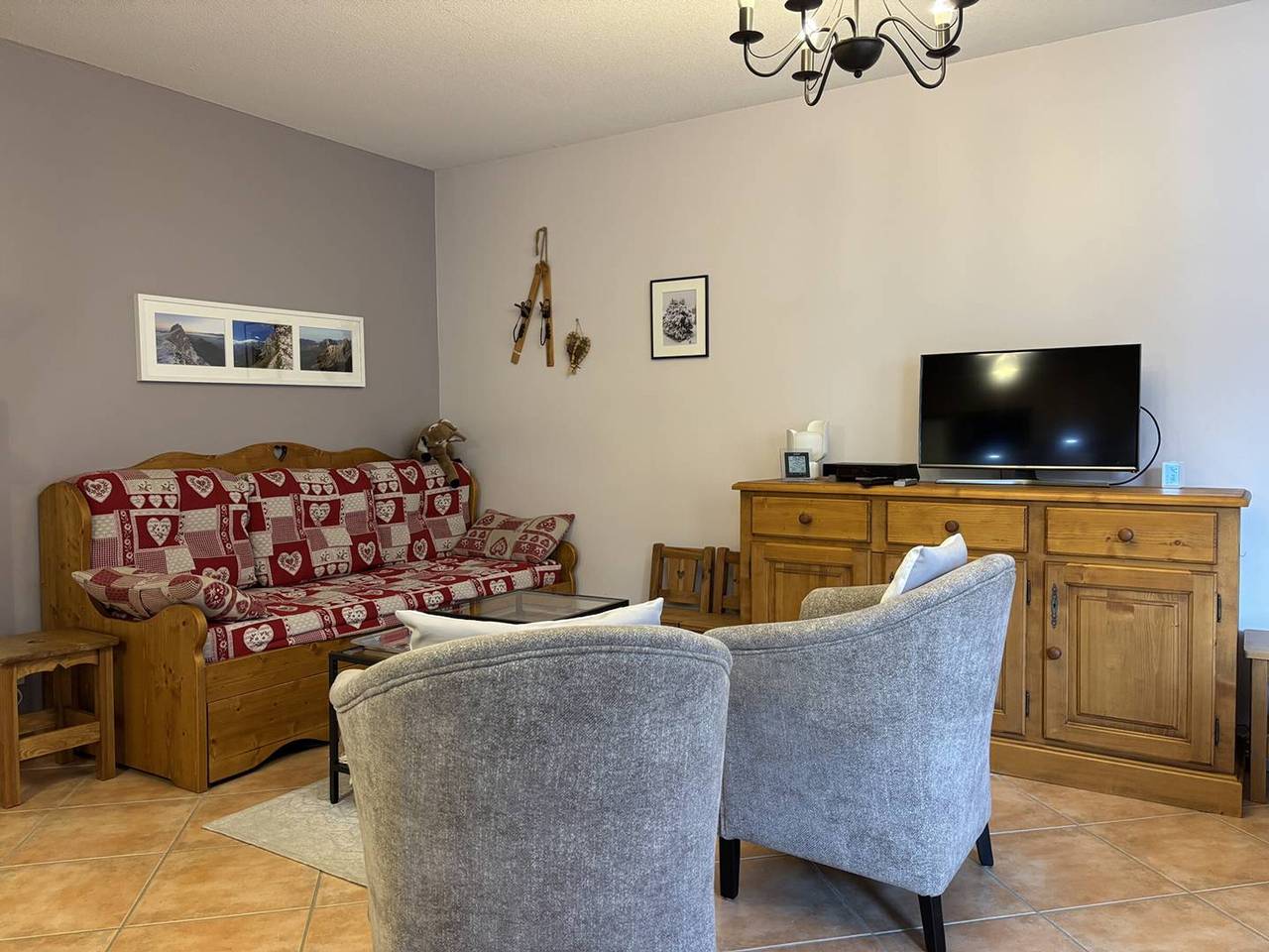 Apartamento entero, ¡Acogedor apartamento para 4, cerca de las pistas con balcón, wifi y garaje privado! in Villard-de-Lans, Parc naturel régional du Vercors