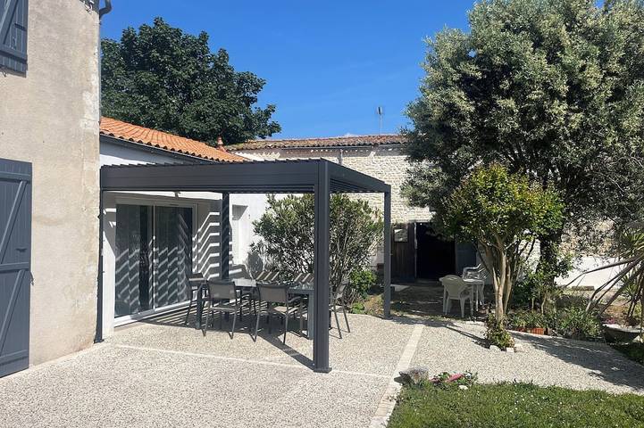 Location de vacances pour 6 personnes, avec Terrasse et Jardin à La Jarne