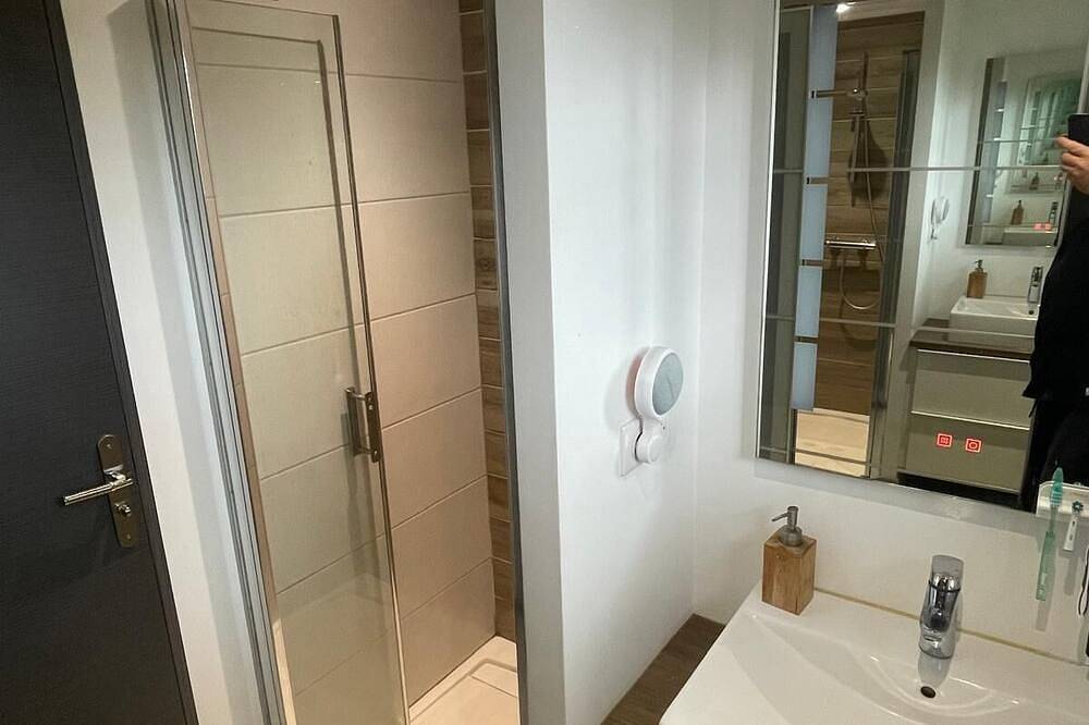 Appartement entier, Logement avec piscine et vue in Durtol, Parc naturel régional des Volcans d'Auvergne