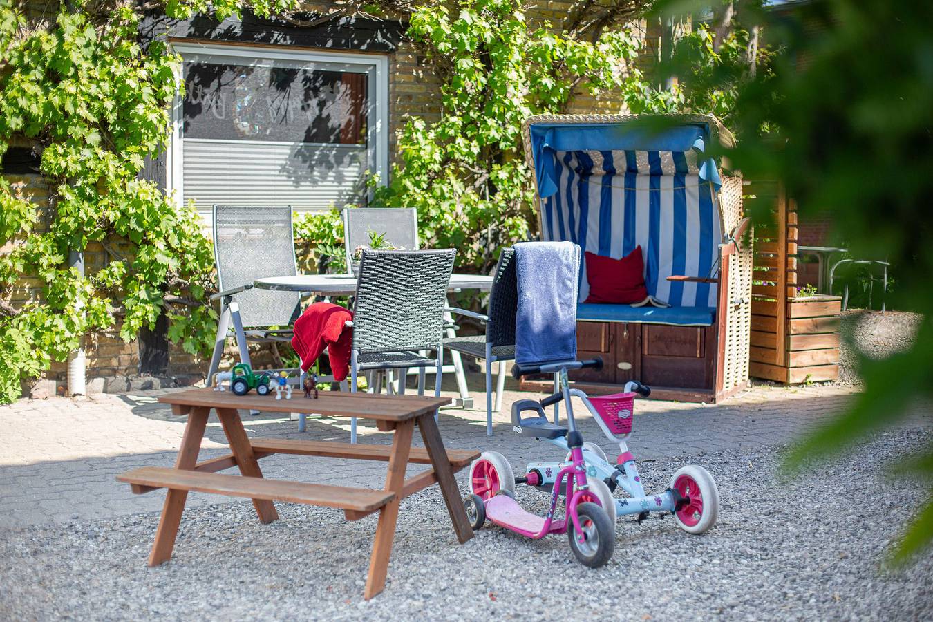 Ganze Ferienwohnung, "Ferienhof Hinz" - Seeigel Eg in Westfehmarn, Fehmarn
