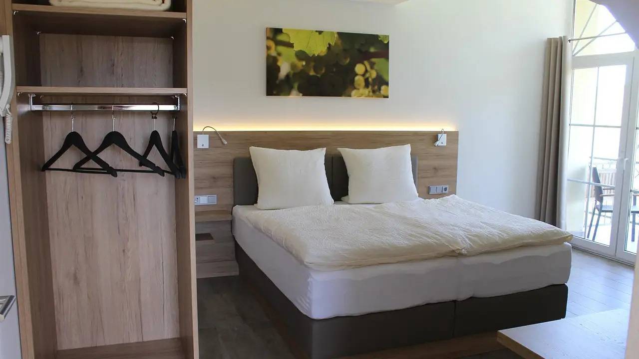 Ganze Ferienwohnung, Ferienwohnung für 2 Personen (30 m²) in Longuich in Longuich, Moseleifel