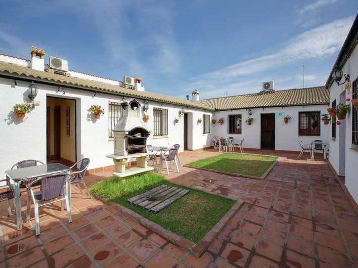 Casa rural para 20 personas, con jardín y piscina en Posadas
