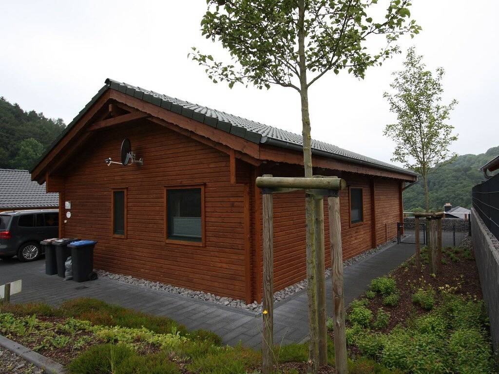 Ferienhaus in Rieden mit Schwimmbecken in Rieden (Eifel), Osteifel