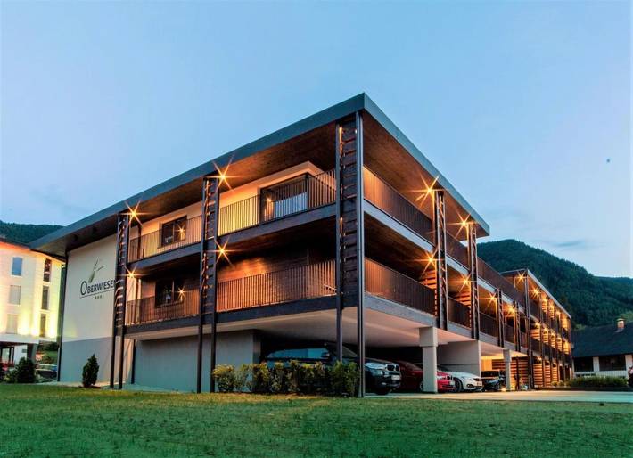 Hotel für 2 Personen, mit Balkon und Whirlpool sowie Terrasse und Garten in Bruneck