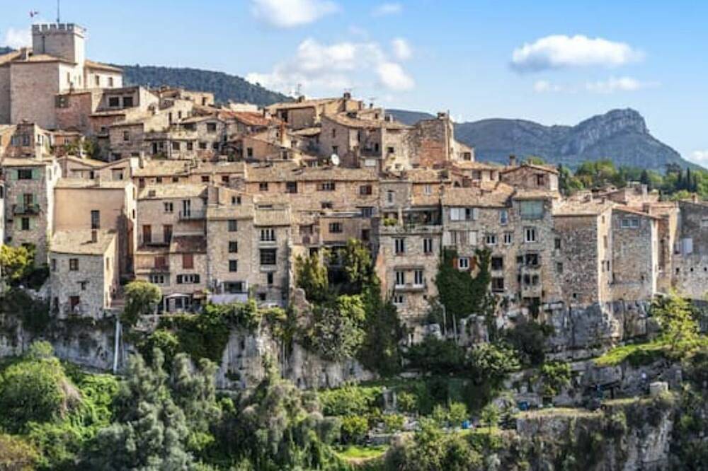 Ganze Wohnung, Duplex Dans Maison de Village Pour 6 Personnes à Tourrettes sur Loup in Tourrettes-sur-Loup, Cannes und Umgebung