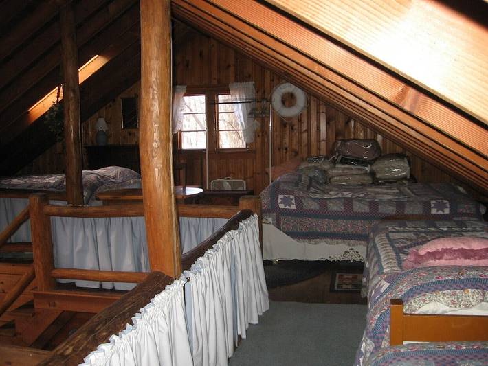 Log cabin for 6 people in Lake Wallenpaupack