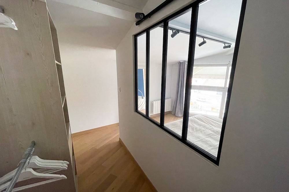 Entire apartment, Seafront apartment on the Marina de Cassy in Cassy, Lanton