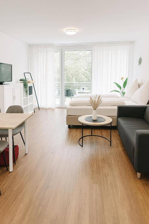Ferienwohnung für 3 Personen, mit Balkon und Ausblick in Langenau - 3