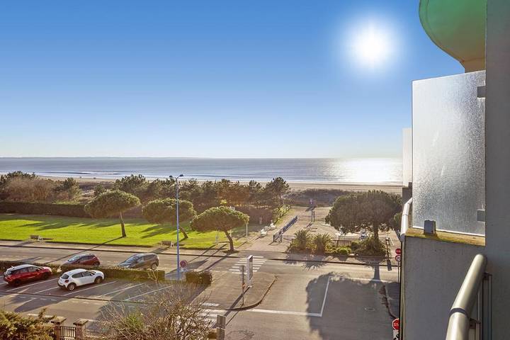 Gîte pour 4 personnes, avec vue et balcon dans Plage des Rochelets - 2