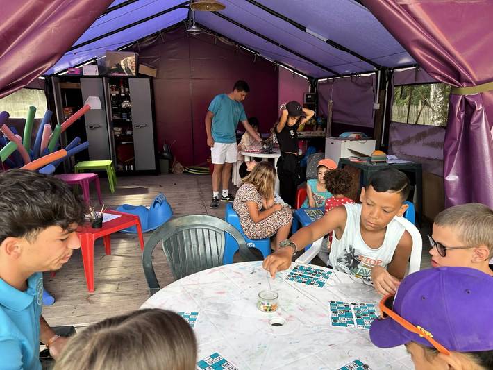 Mobil home pour 6 personnes, avec piscine et terrasse à Vensac - 4