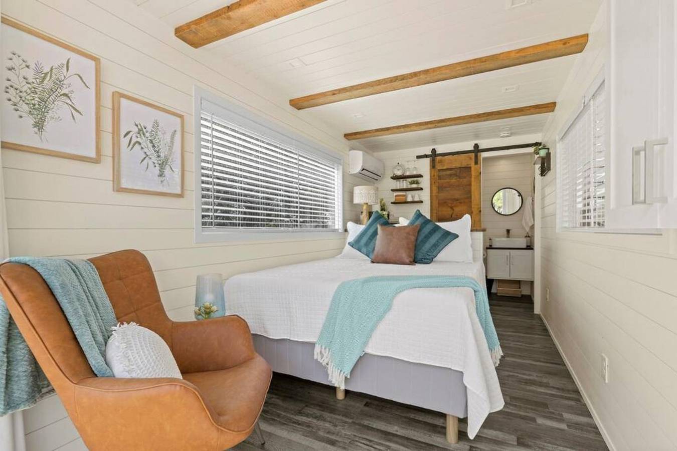 New The Wildflower Cozy Container Home in Gillespie County