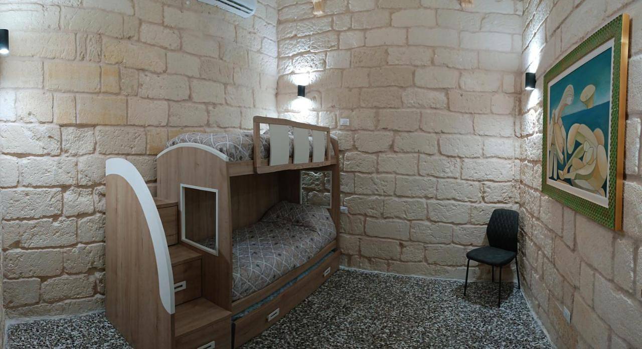 Appartamento intero, Two-Bedroom Apartment in Carpignano Salentino, Provincia di Lecce