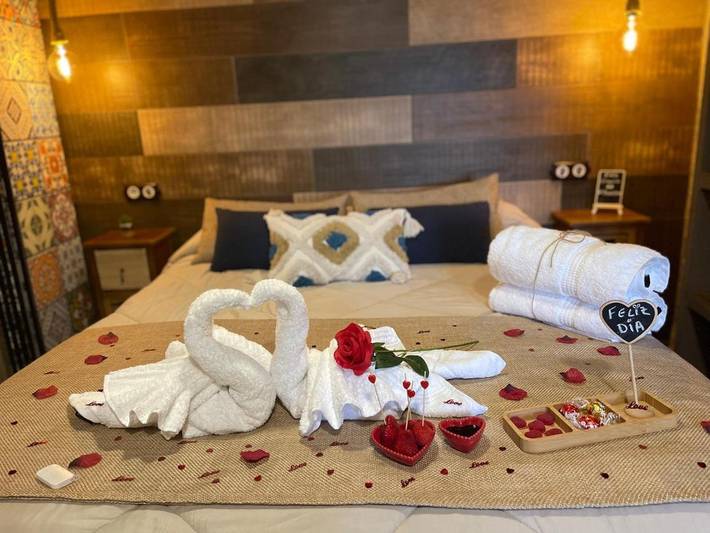 Apartamento de vacaciones para 2 personas, con jardín y vistas al lago además de piscina y vistas, Familias con niños en Sierra de Gata - 2