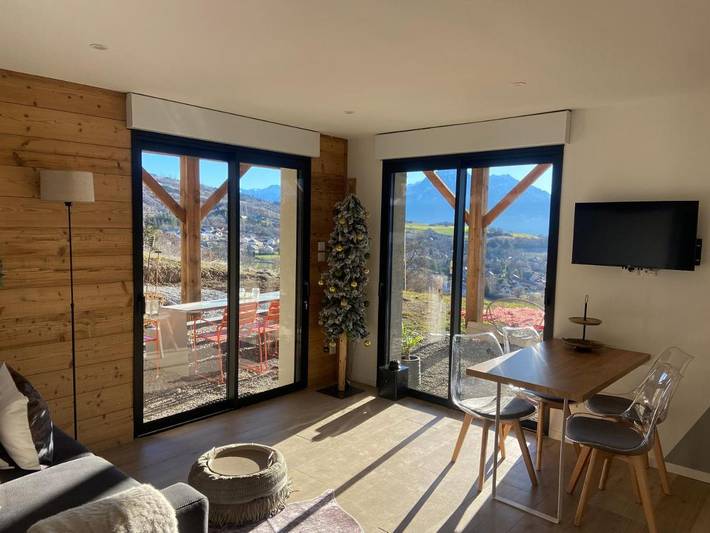 Gîte pour 4 personnes, avec vue et terrasse ainsi que jardin et vue sur le lac à Chorges - 4