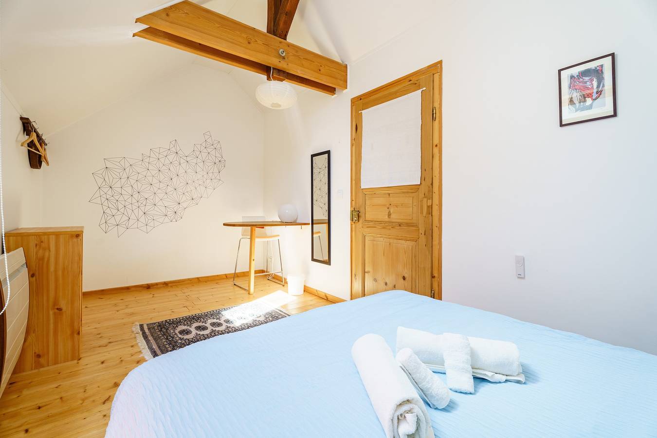 Habitación de huéspedes «Chambre Louise» con piscina compartida in Plobsheim, Región de Estrasburgo