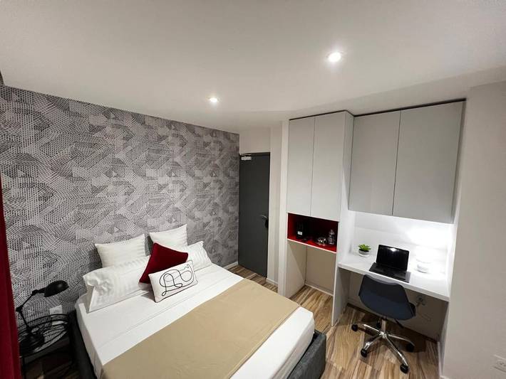 Chambre d’hôte pour 2 personnes, avec piscine et vue