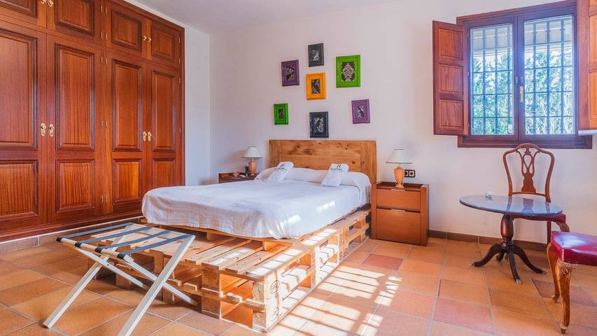 Chalet para 12 personas, con piscina además de balcón/terraza y jacuzzi, Se admiten mascotas en Provincia de Cádiz - 4
