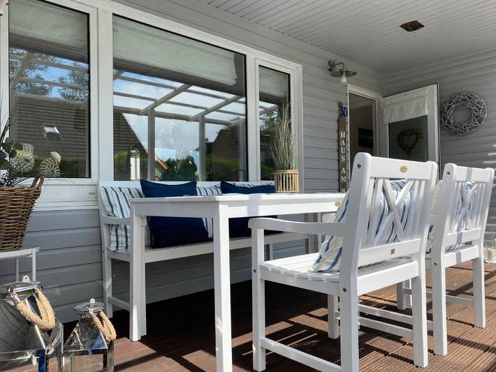 Ferienhaus für 4 Personen, mit Balkon und Terrasse sowie Garten und Seeblick in Landkreis Aurich - 2