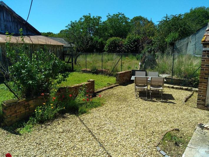 Location de vacances pour 4 personnes, avec jardin dans Charny-Orée-de-Puisaye
