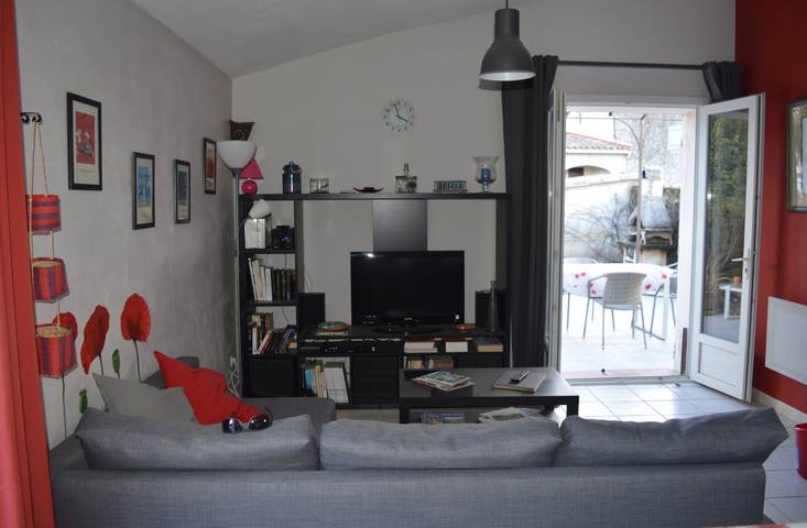 Gîte pour 2 personnes, avec piscine ainsi que terrasse et jardin à Malaucène - 3