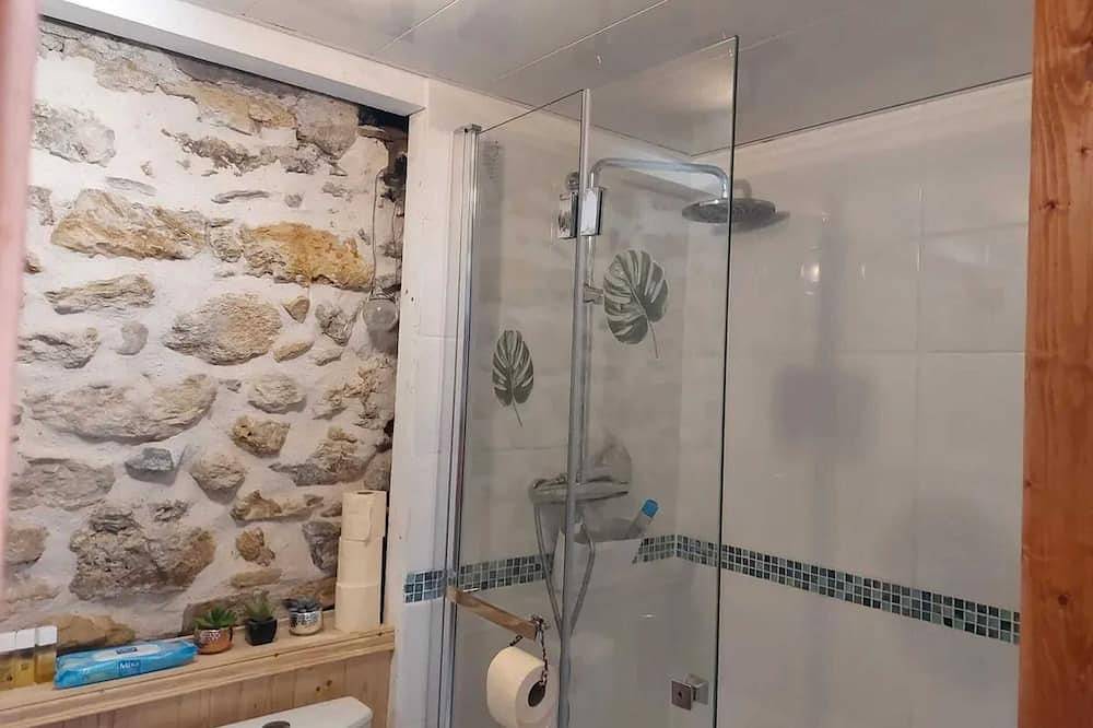 Entire apartment, Homerez - Comfortable Apartment in Roujan of 50 m² in Roujan, Béziers region