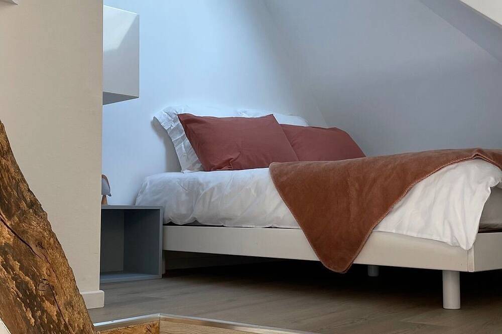 Ganze Wohnung, Le Loft, an unusual place in Morvan in Lormes, Naturpark Morvan