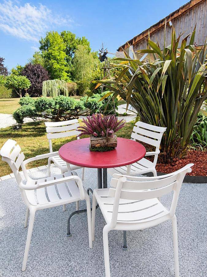 Maison d’hôte pour 2 personnes, avec Terrasse ainsi que Jardin et Vue à Iteuil