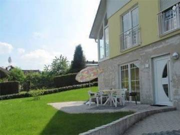 Ferienwohnung für 4 Personen, mit Garten in Birresborn