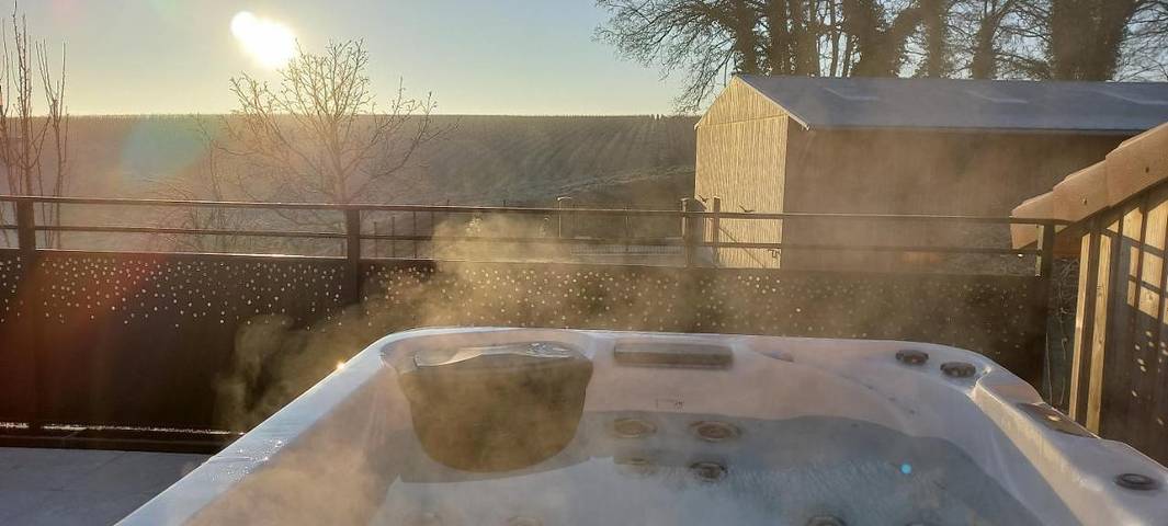 Gîte pour 2 personnes, avec balcon et jacuzzi dans Berru