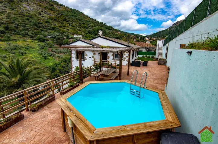 Casa rural para 8 personas, con piscina además de jardín y vistas, Familias con niños - 1