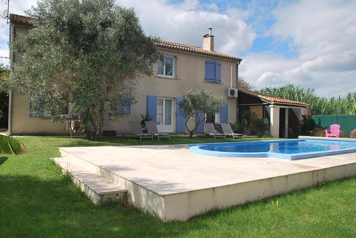 Casa de huéspuedes para 4 personas, con piscina además de jardín y vistas - 1