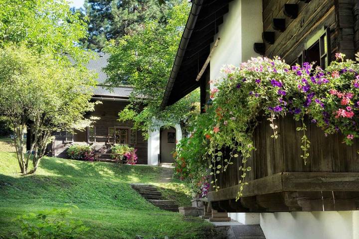 Ferienwohnung für 4 Personen, mit Pool und Sauna am Faaker See