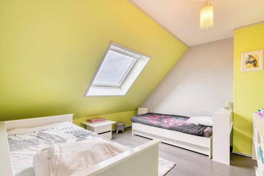 Homerez - Villa à Ranville avec piscine privée in Ranville, Région de Caen