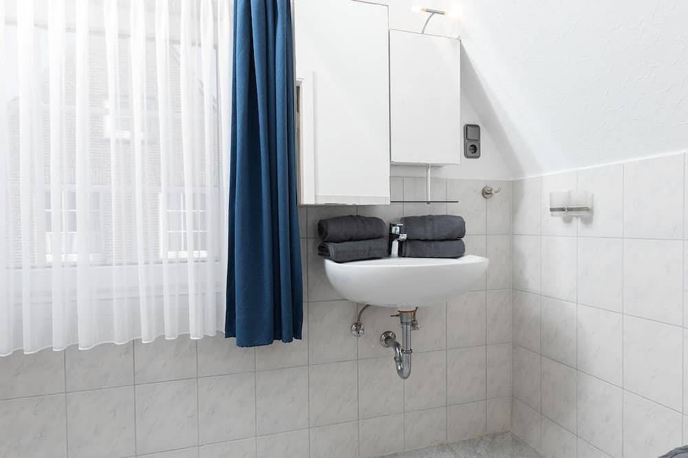 Entire apartment, Relaxed vacation on Juist: Cosy room only 290 m from the beach! in Juist