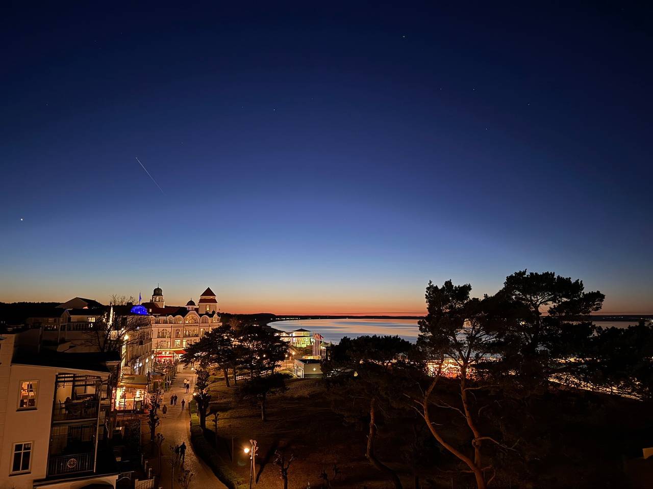 Ganze Wohnung, Apartment Meerblick Whg 17 mit Meerblick und privater Dachterrasse  in Ostseebad Binz, Binz