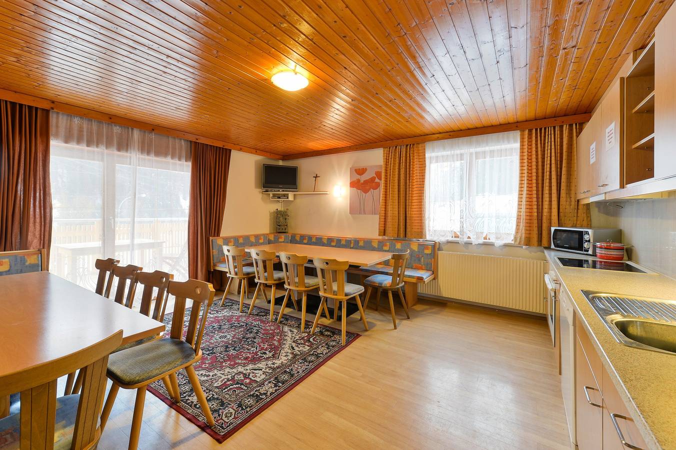 "Ferienhaus in Klösterle" mit Bergblick, Wlan, Balkon, Terrasse & Garten in Sonnenkopf, Klösterle am Arlberg