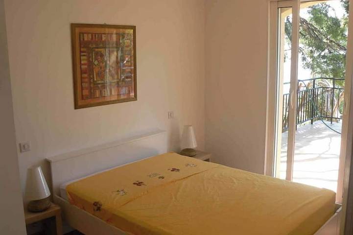 Location de vacances pour 8 personnes, avec terrasse et jardin à Ensuès-la-Redonne - 4